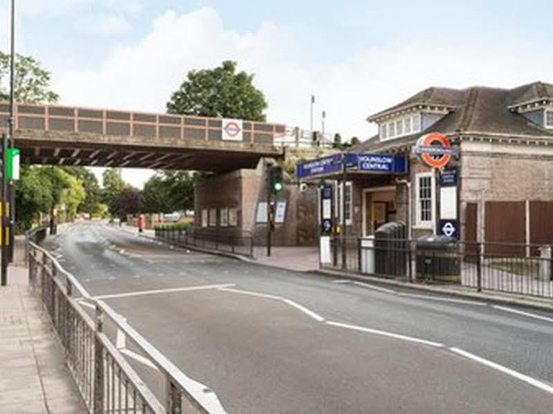 Ramada Hounslow - Heathrow East Экстерьер фото